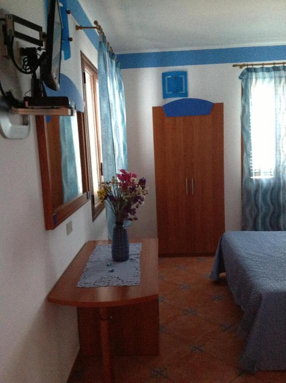 Sogni Nel Blu Aparthotel Isola di Ustica Kamer foto